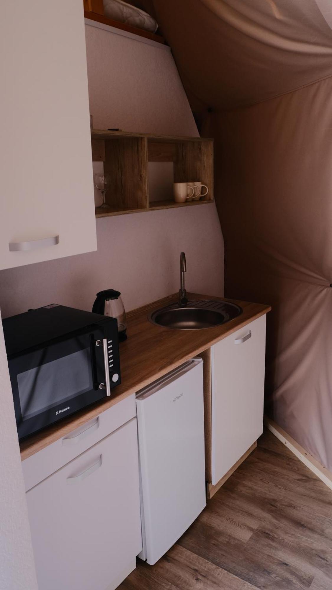 Глемпінг Де Вайб Hotel Vorohta Szoba fotó