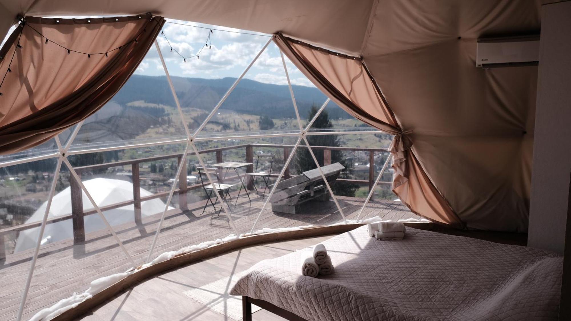 Глемпінг Де Вайб Hotel Vorohta Szoba fotó